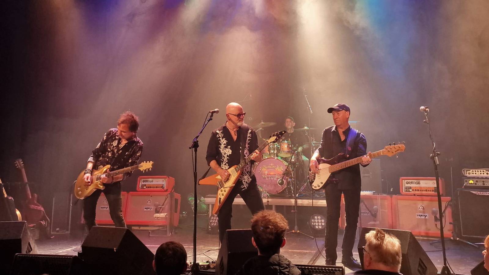 wishbone ash bu aksam istanbulda inisli cikisli baslayan 55 yillik muzik kariyerinin uc donemi xzvZ8m1L