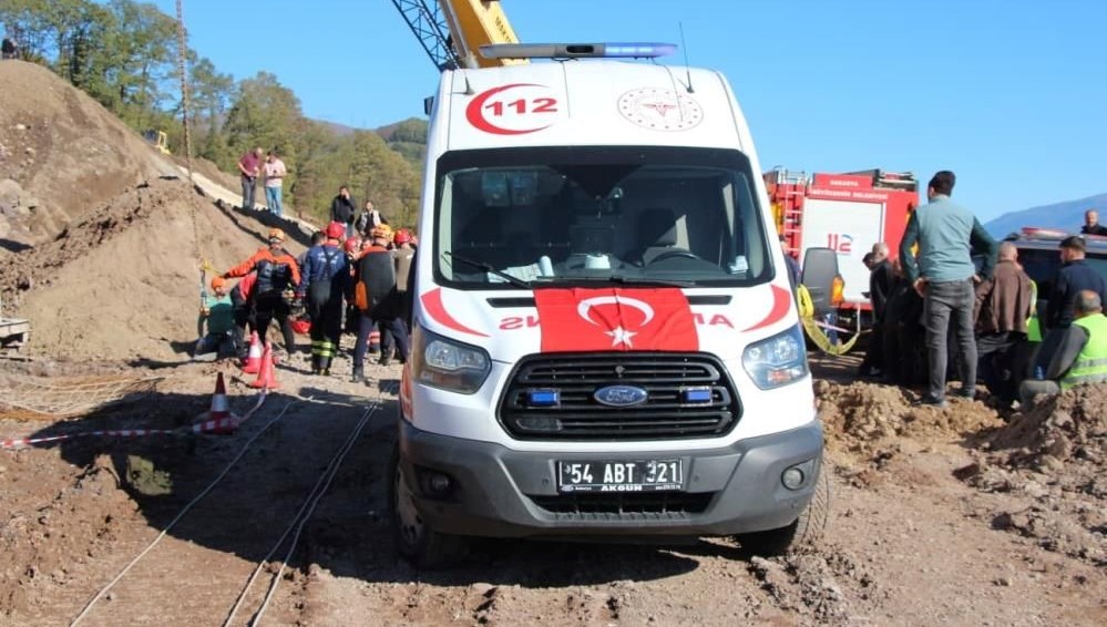 sakaryada 30 metrelik kuyuya dusen isciden aci haber bn4S1nti.jpg