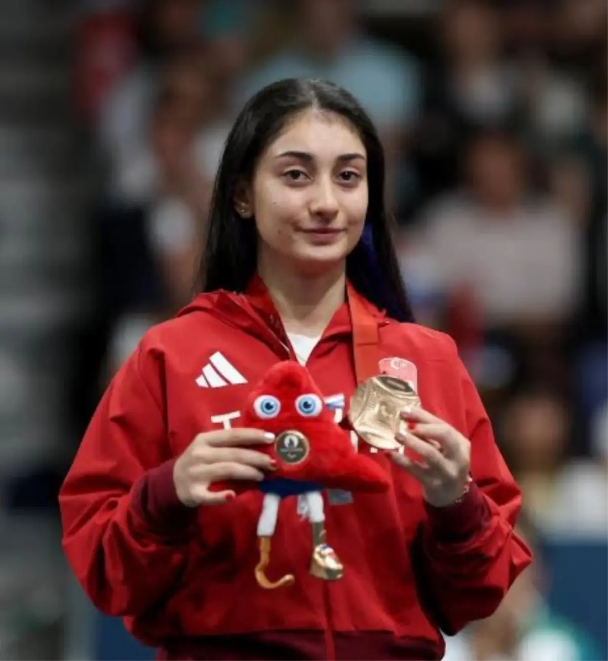 ebru acer virtus dunya masa tenisi sampiyonasinda gumus madalya kazandi lKFwr4Ey.jpg