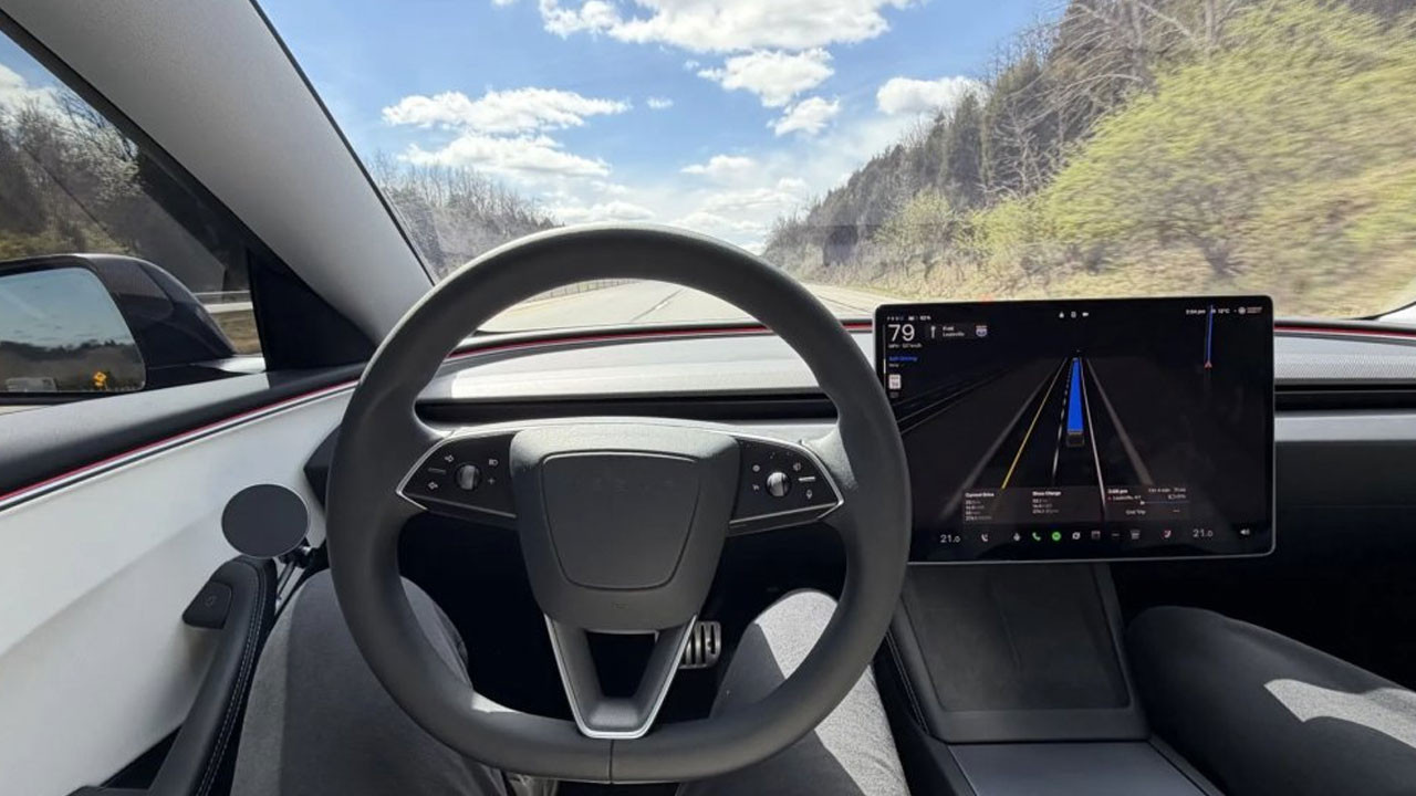 Tesla FSD v14.3 Güncellemesi: Daha Akıllı, Güvenli ve Akıcı Sürüş Deneyimi