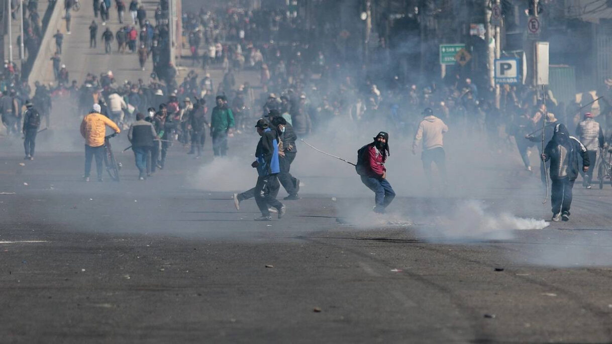 Bolivya’da İstifa Talepleri Artıyor: Başkan Paz’a Karşı Protestolar Büyüyor